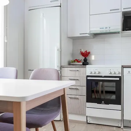 Northside - With Sauna & Free Parking *